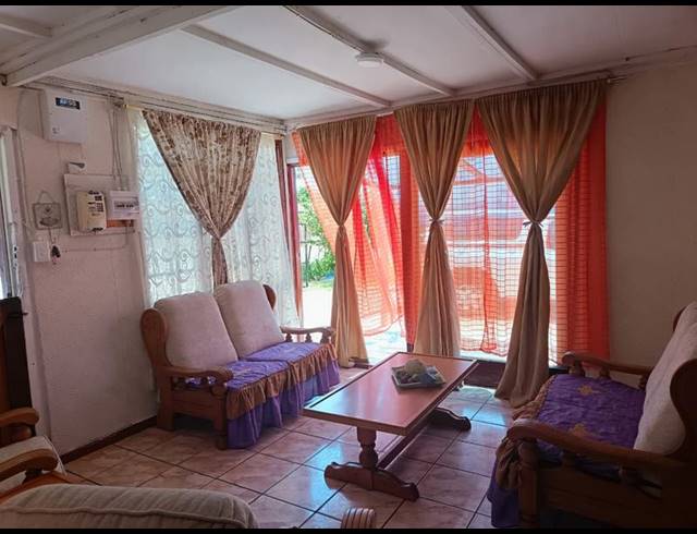 2 BEDROOM HOUSE FOR SALE IN THERONVILLE